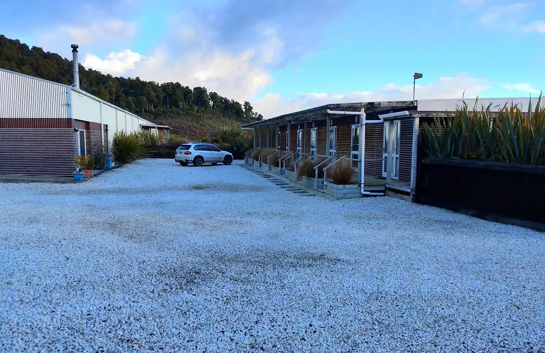 Tongariro Springs Boutique B&B-1